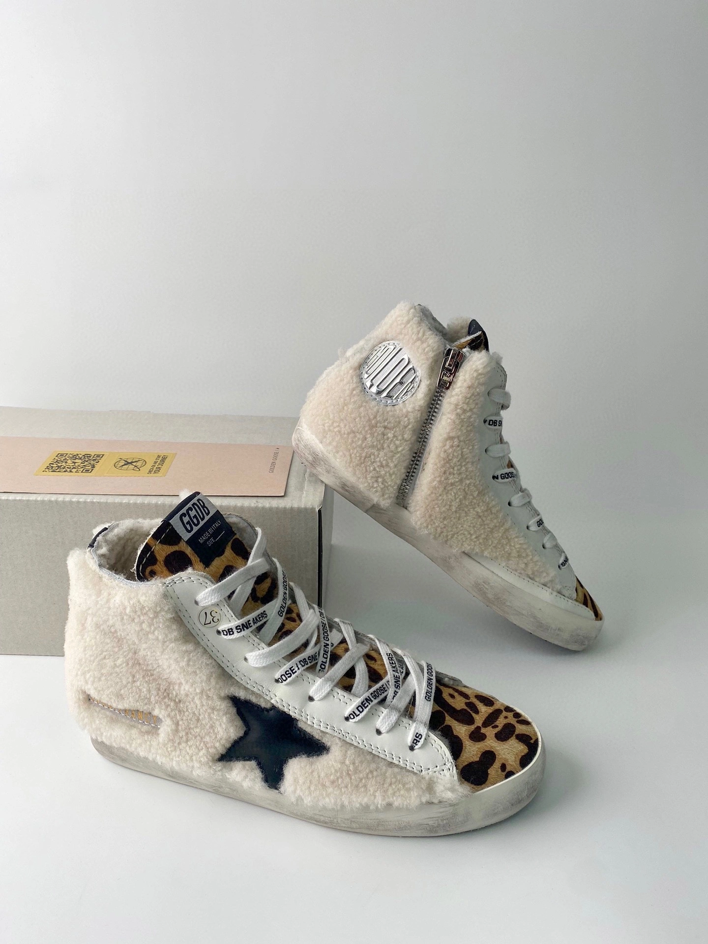 COCO-- 6642 GWF00113.F000469.80391 Franco sheephide wool item:E-X018I2328
